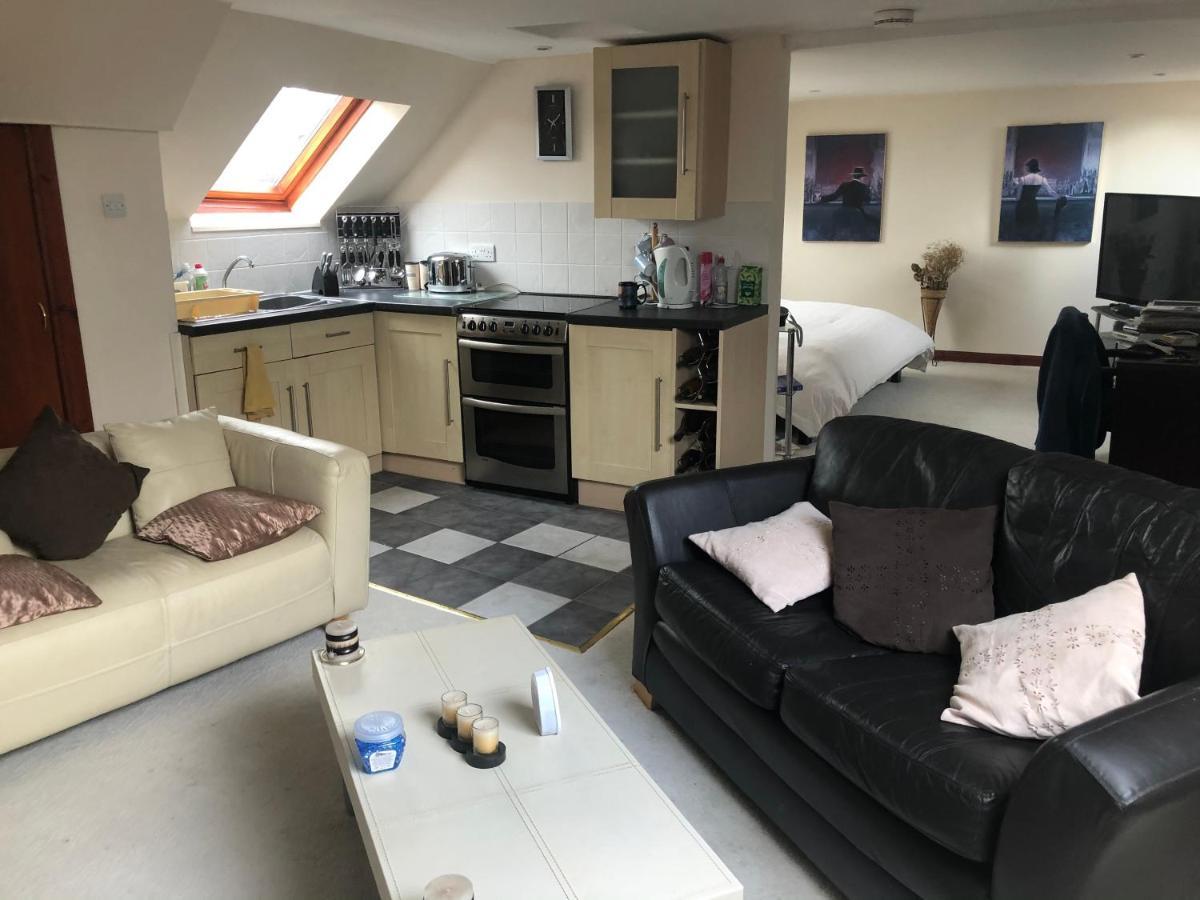 Executive Serviced Apartments 3 Forfar Extérieur photo